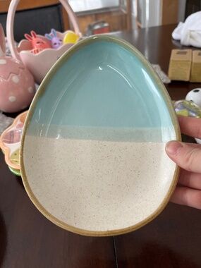 Easter Egg Plate Blue